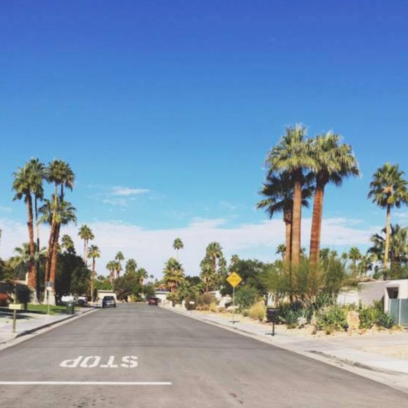 Meet your Posher, Lindsey - Picture 1 of 1